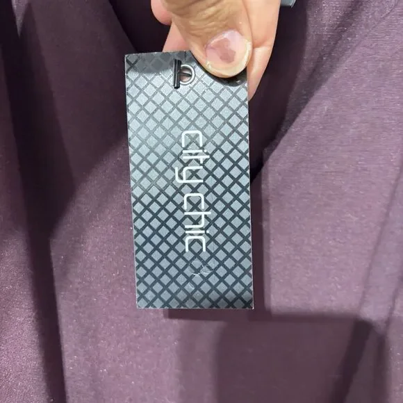 NWT City Chic Maroon Plus Size Dress Women Pockets‎ Size Large Size 20 - Picture 6 of 8